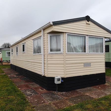 Mamacecilas Hotel Morecambe Bagian luar foto